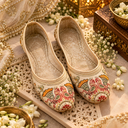 raditional Cream & Multicolored Floral Ethnic Juttis