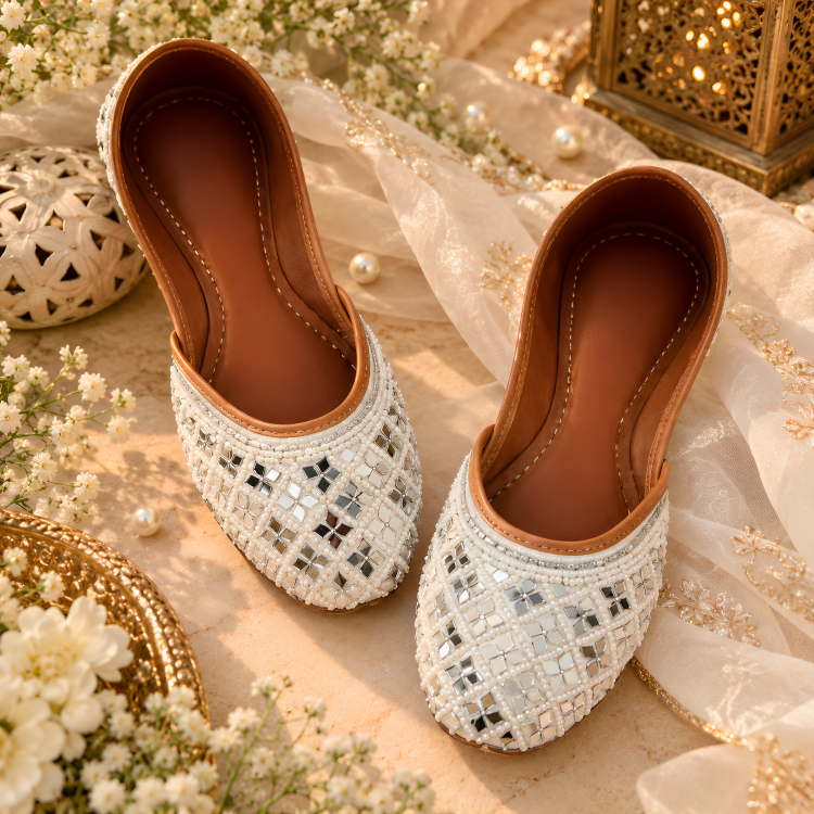 Aura Stone-Work Festive Wear Punjabi Juttis