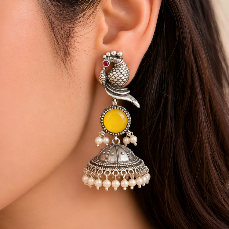 AURELIQ Vintage-Style Jhumka with Pearl Accents